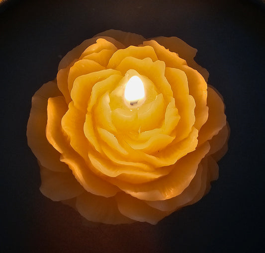 100% Beeswax Peony Flower Pillar Candle